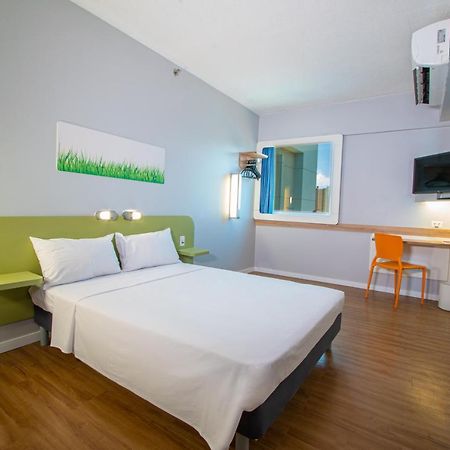 Ibis Budget Fortaleza Praia De Iracema Zewnętrze zdjęcie