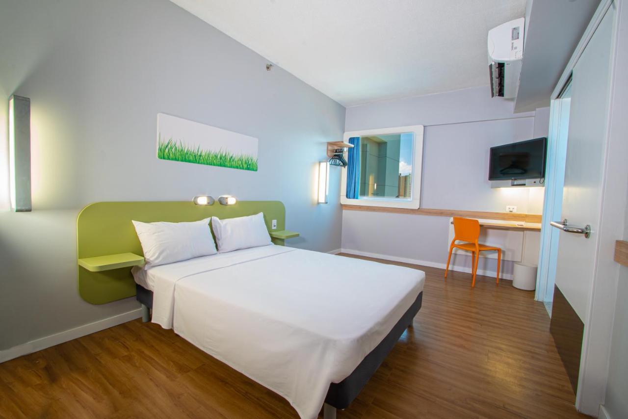 Ibis Budget Fortaleza Praia De Iracema Zewnętrze zdjęcie