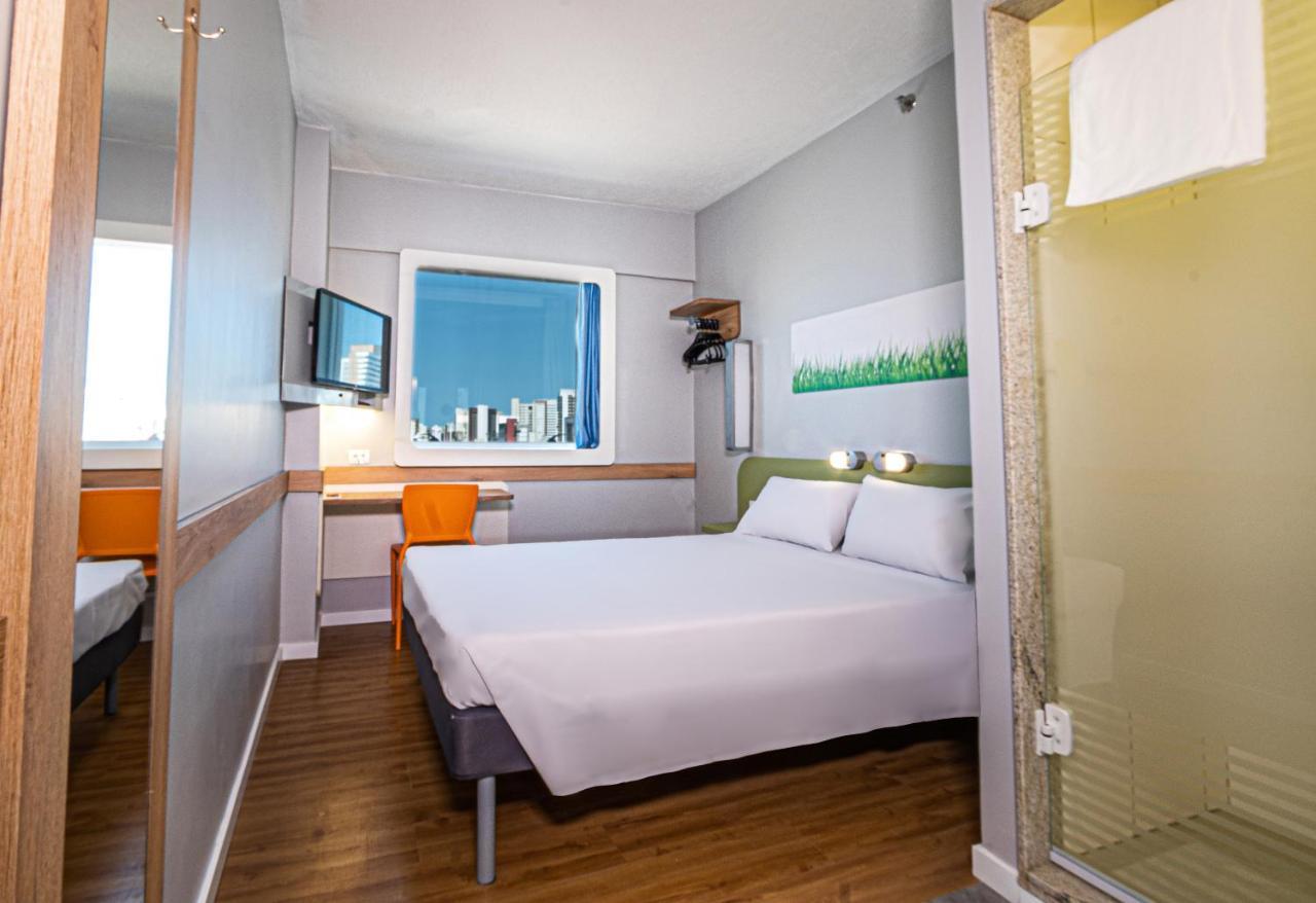 Ibis Budget Fortaleza Praia De Iracema Zewnętrze zdjęcie
