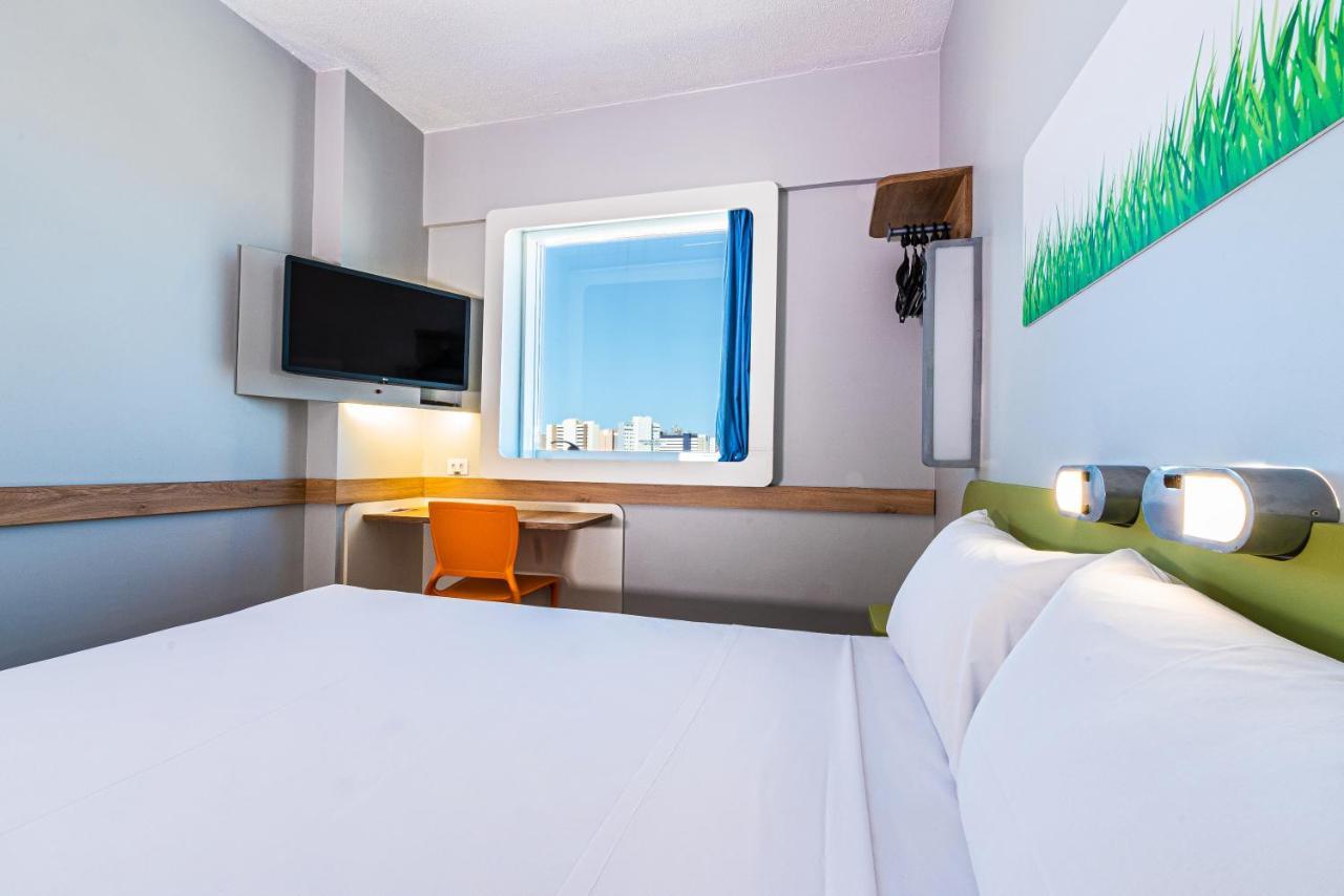 Ibis Budget Fortaleza Praia De Iracema Zewnętrze zdjęcie