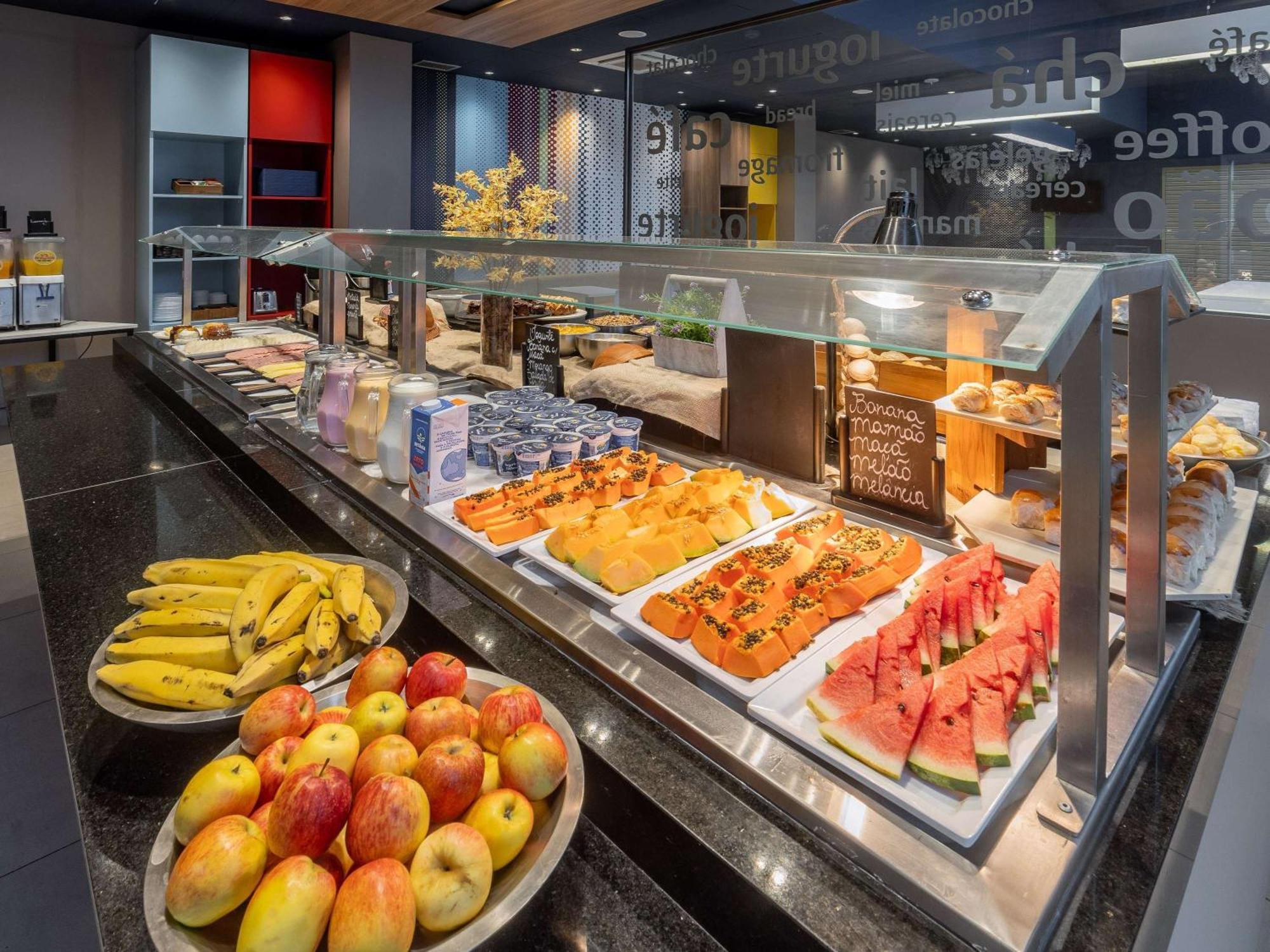 Ibis Budget Fortaleza Praia De Iracema Zewnętrze zdjęcie